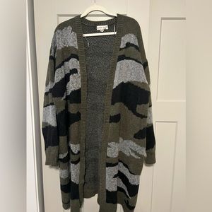 Camp sweater